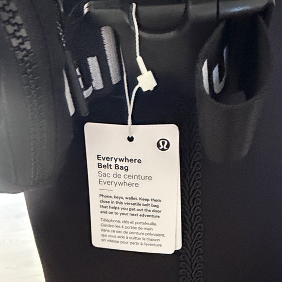 1L lululemon athletica Everywhere Belt Bag - Picture 5 of 8